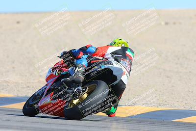 media/Oct-19-2024-CVMA (Sat) [[7df39c5a0d]]/Race 8- Formula 40 MW and LW/